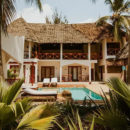 La Playa Paradise Resort